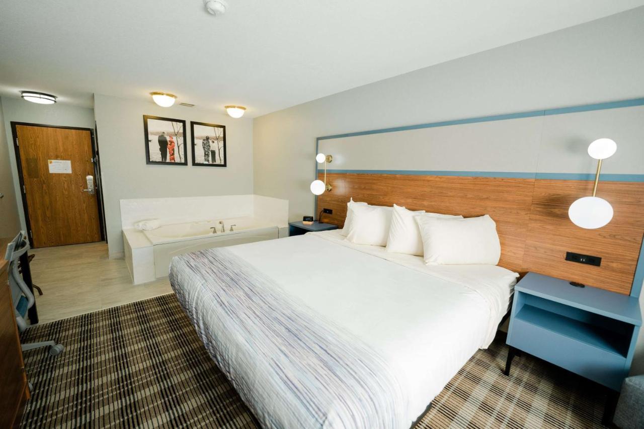 Americinn By Wyndham Tomahawk Exterior foto